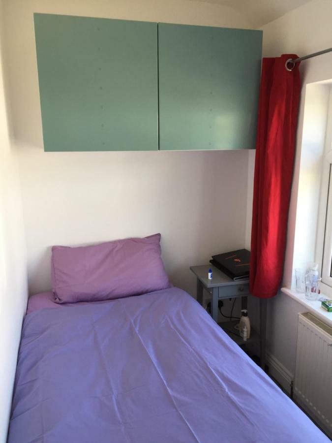 Rushden Vacation Home เฮนดอน ภายนอก รูปภาพ