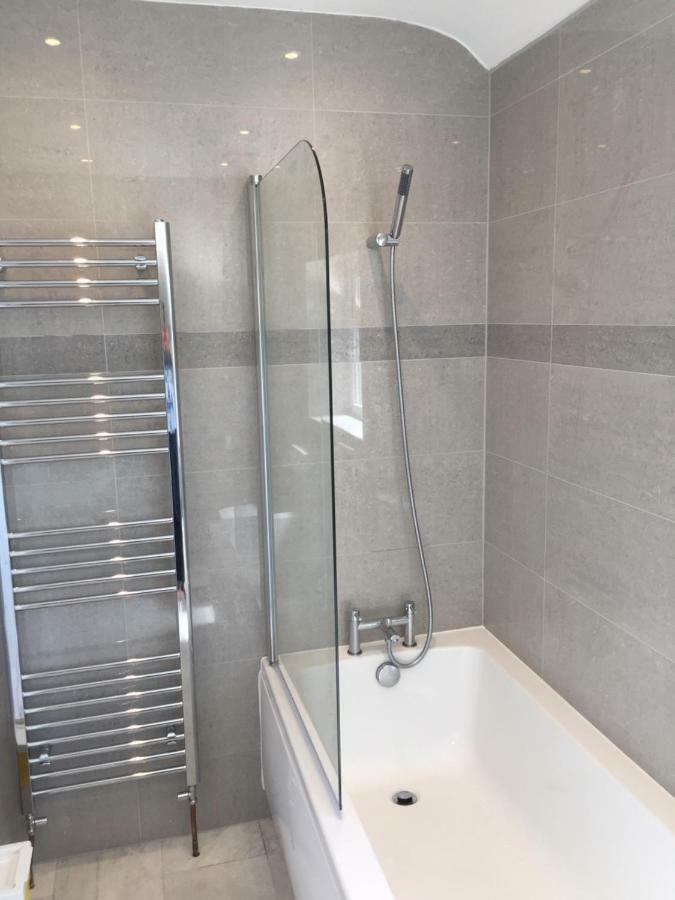 Rushden Vacation Home เฮนดอน ภายนอก รูปภาพ